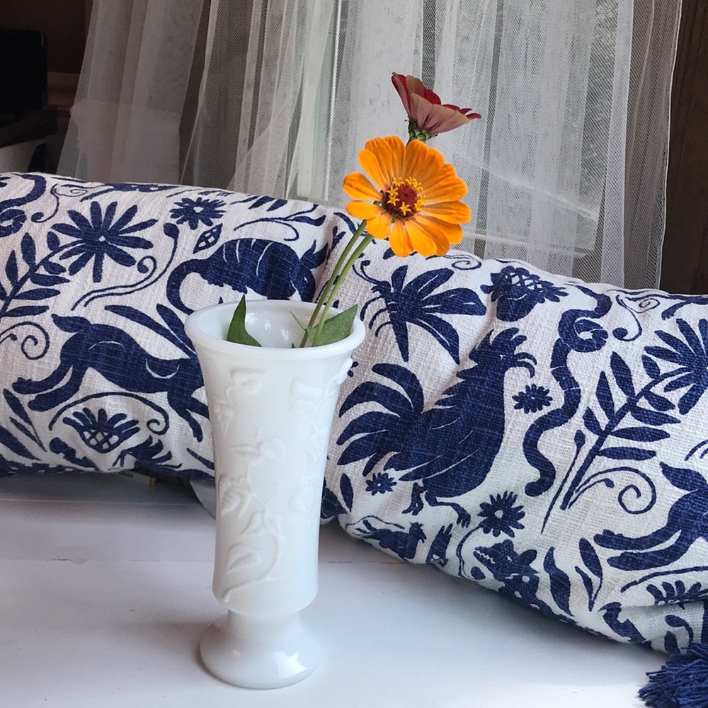 VINTAGE Milk Glass Vase